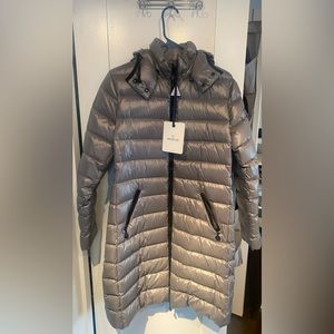 Authentic NWT Moncler long down jacket, Gray Size 2